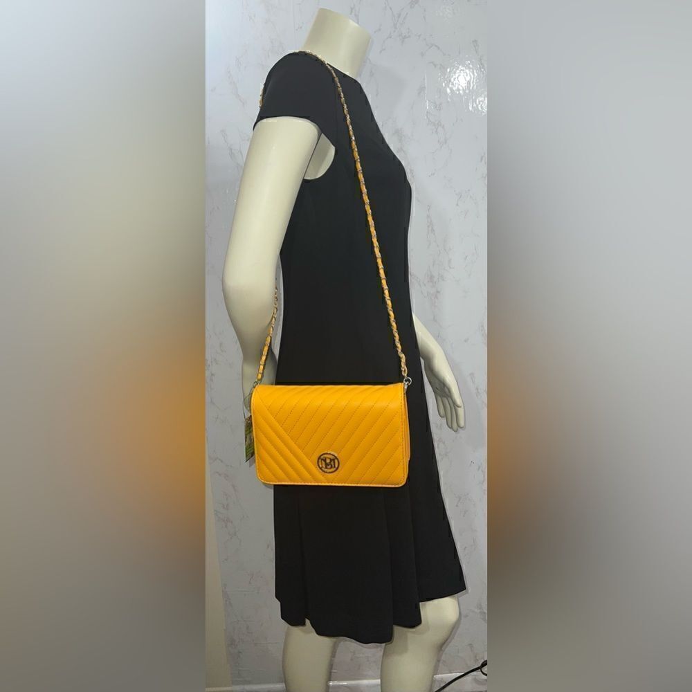 NWT Badgley Mischka Quilted Leather - Picture 10 of 10
